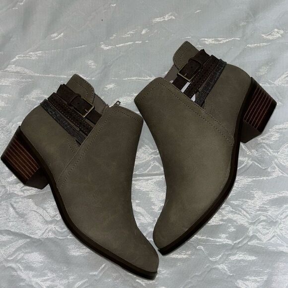 Market & Spruce Brown Ankle Boots(Size 6.5M) - Picture 3 of 9